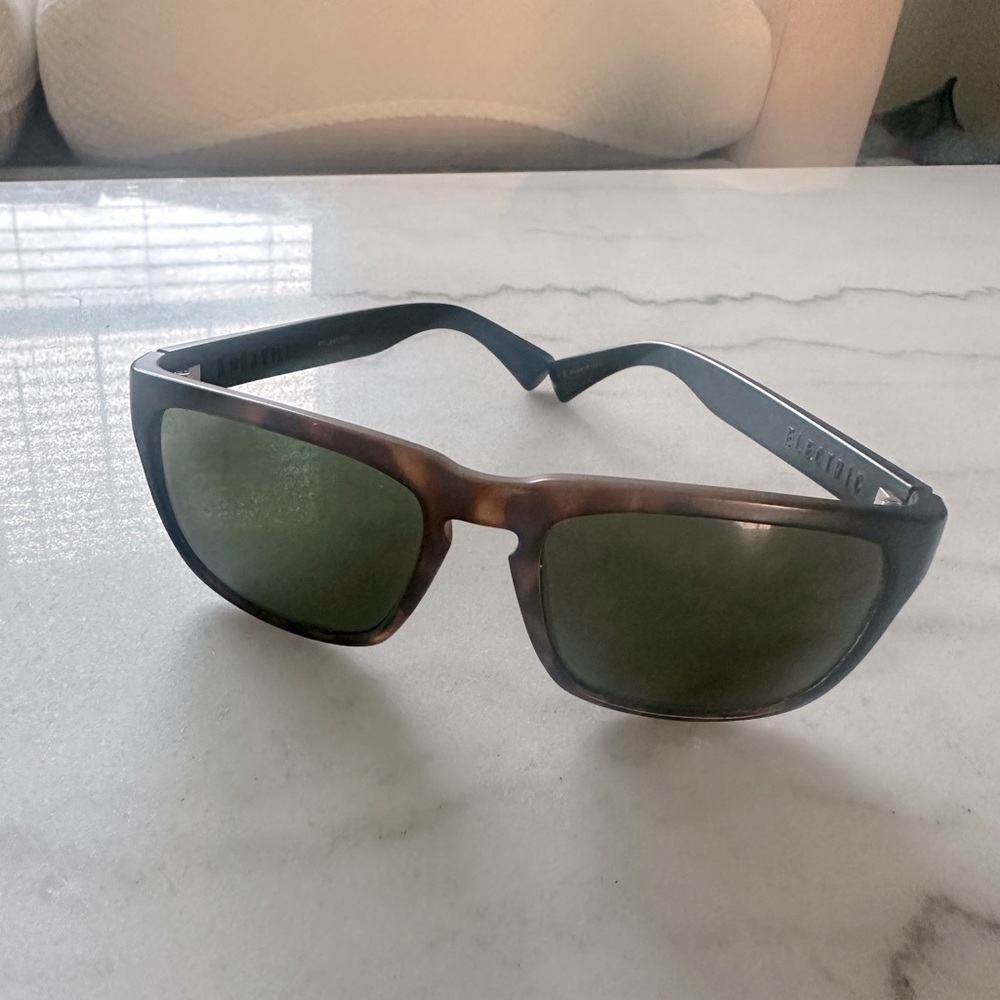 Electric Knoxville Polarized Tortoise Shell